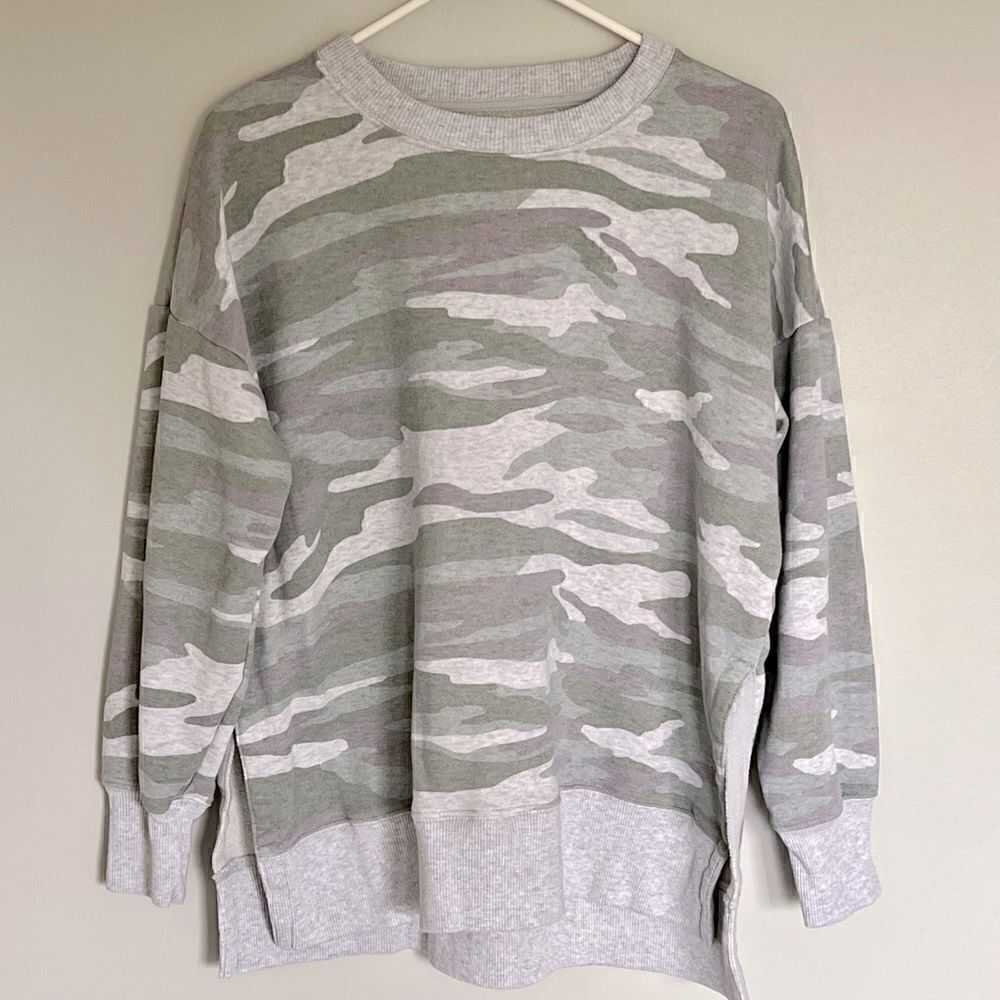 Aerie American Eagle oversized camo pullover, size small - Picture 1 of 6
